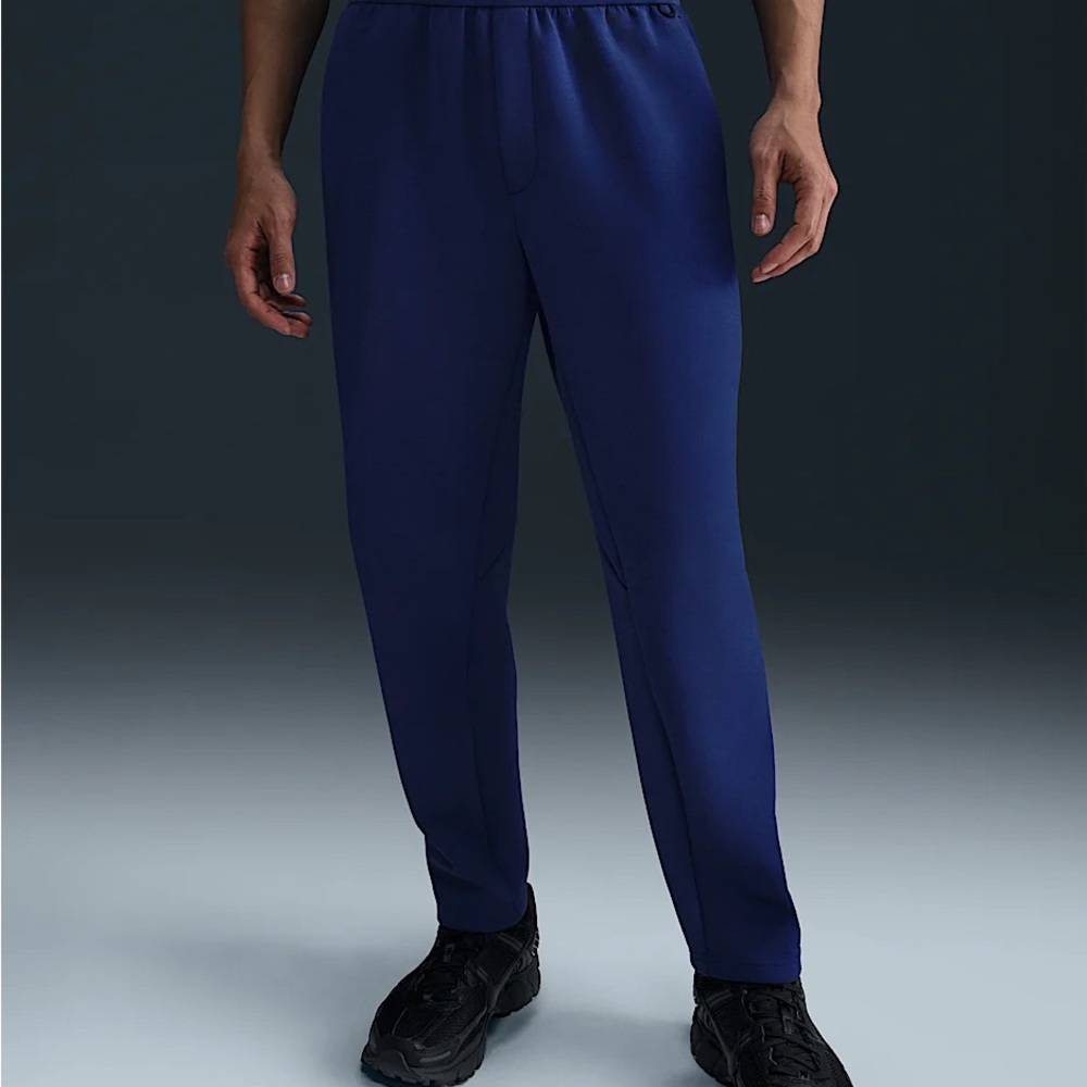 Nike Men's Blue Pants